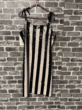 NWT Cupcakes & Cashmere Johan Striped Black White Mermaid Sequin Cocktail Dress